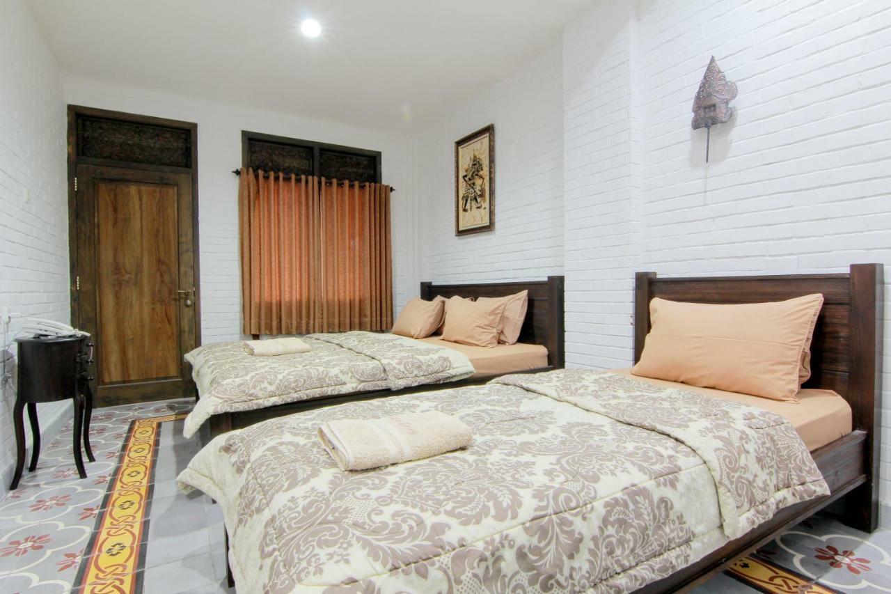 Satu Kayen Guest House Sleman  Ngoại thất bức ảnh